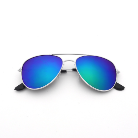 Classic pilot sunglasses for men and women, driving sunglasses, outdoor lenses, sun protection sports glasses for fishing and golf (Style: silver-green film)